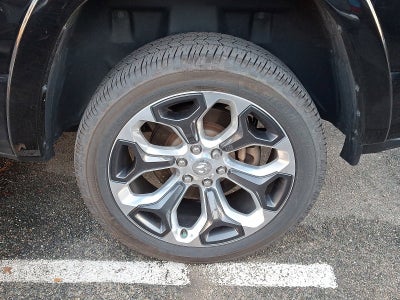 2021 RAM 1500 Limited Crew Cab 4x4 5'7" Box