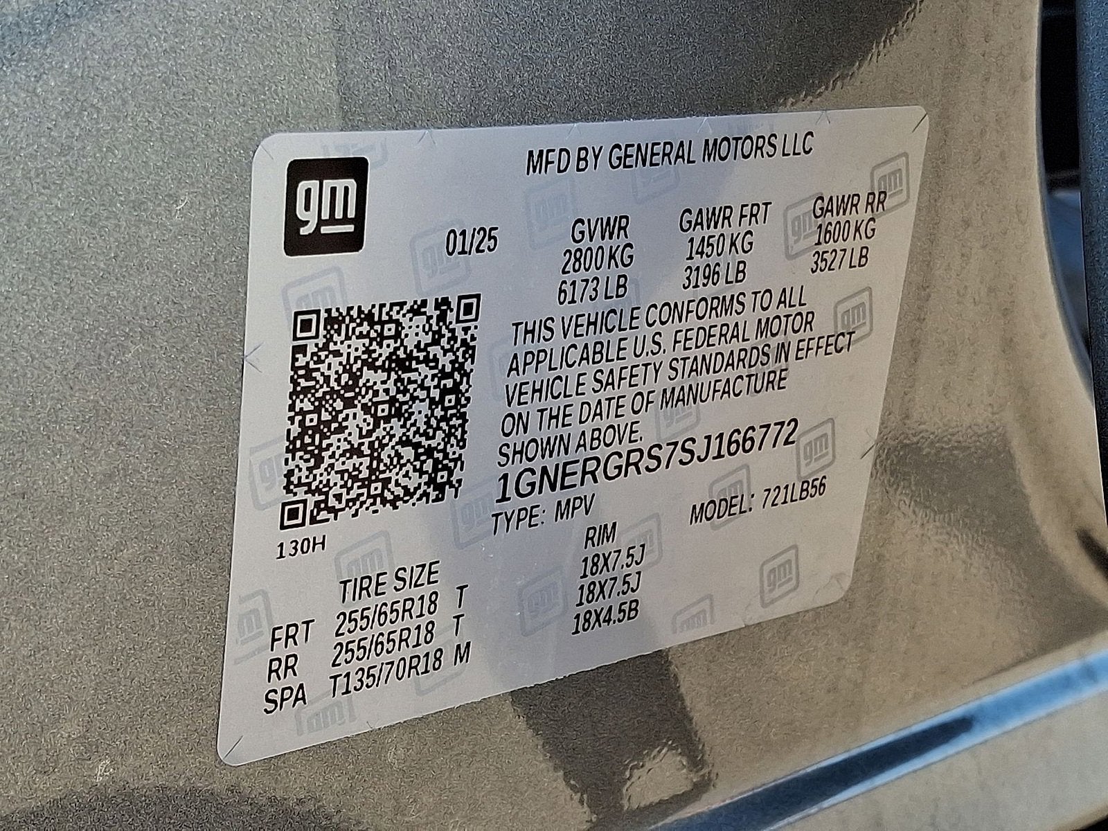 2025 Chevrolet Traverse LT