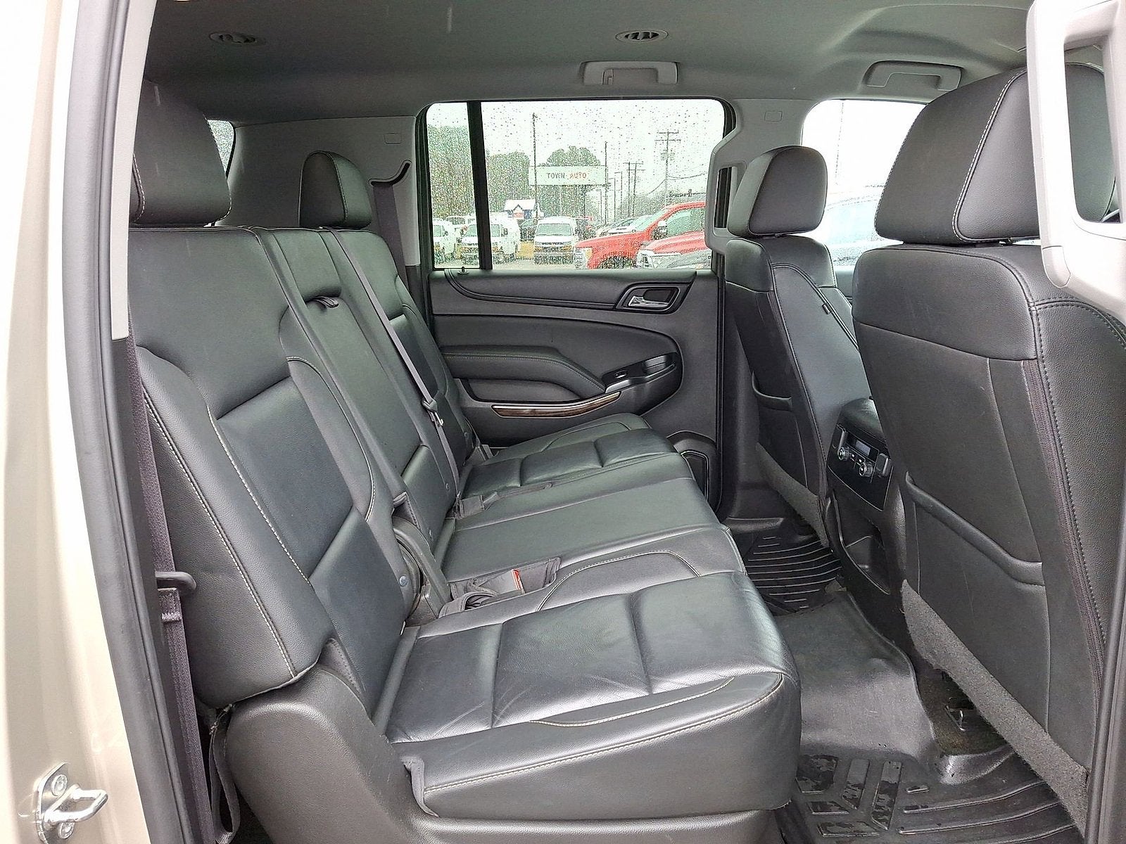 2017 Chevrolet Suburban LT