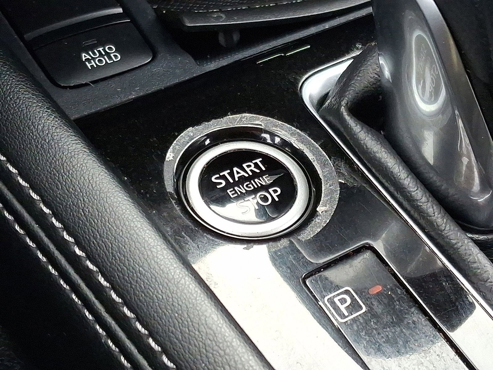 2024 Nissan Kicks SV Xtronic CVT