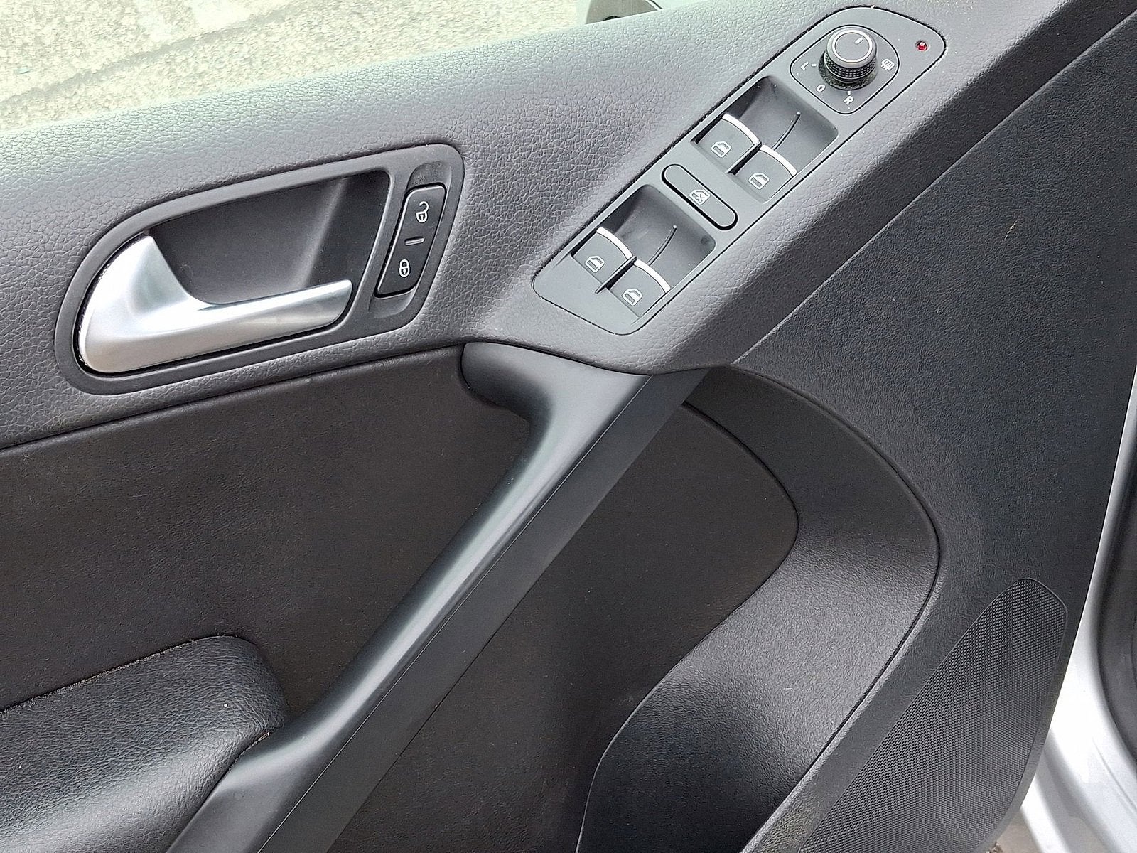 2016 Volkswagen Tiguan SE