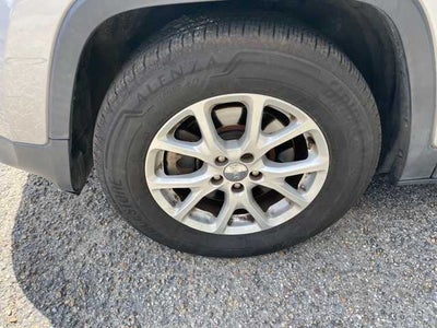 2017 Jeep Cherokee Sport