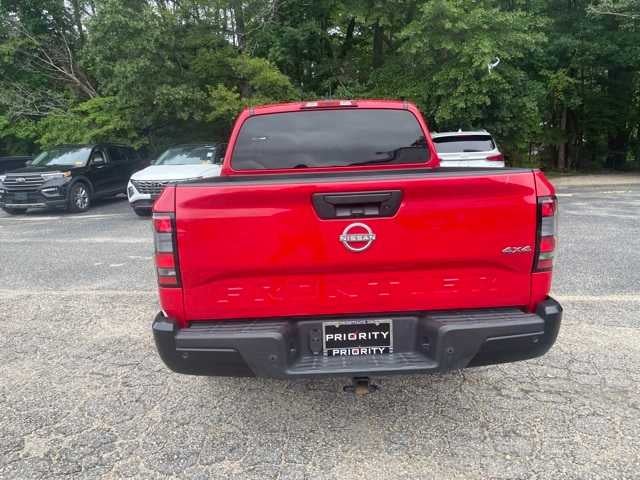 2022 Nissan Frontier S