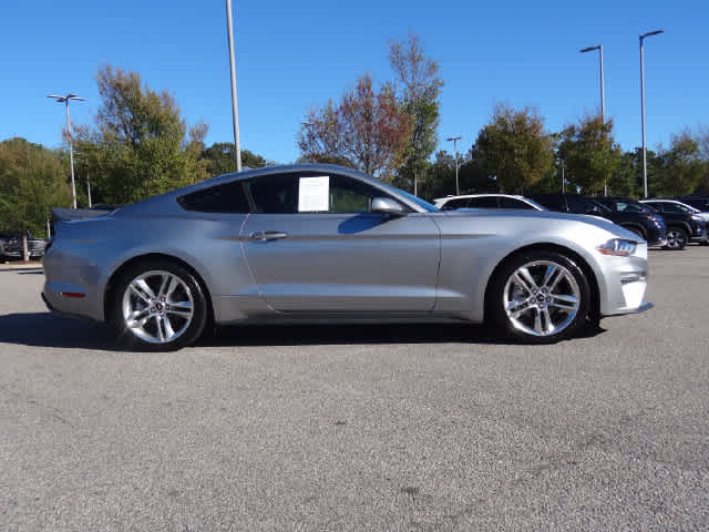 2021 Ford Mustang EcoBoost