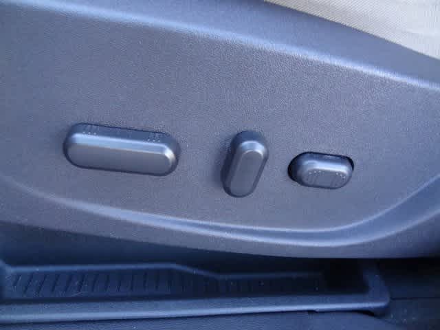 2017 Ford C-Max Hybrid Titanium