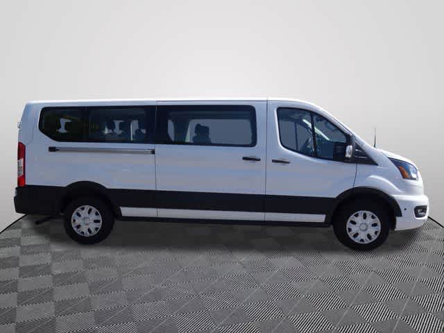 2024 Ford Transit Passenger Wagon XLT