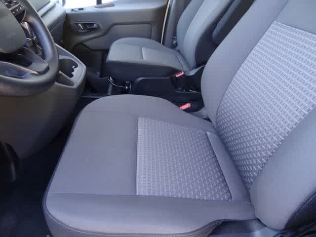 2024 Ford Transit Passenger Wagon XLT