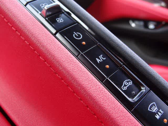 2024 Chevrolet Corvette Stingray w/2LT