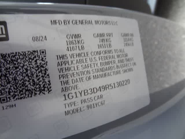 2024 Chevrolet Corvette Stingray w/2LT