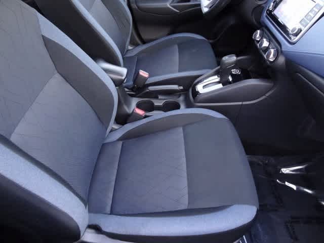 2023 Nissan Versa 1.6 SV