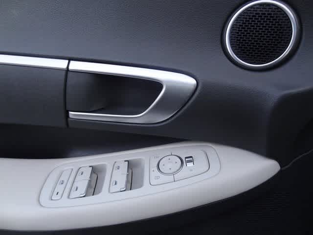 2022 Hyundai Sonata SE