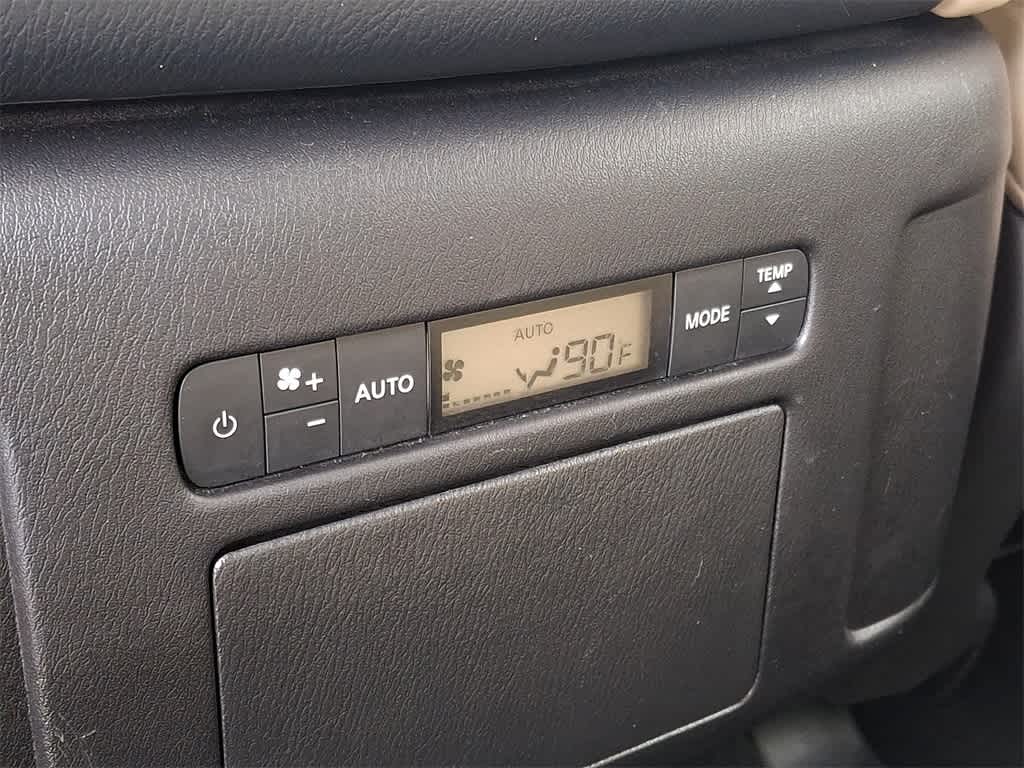 2024 Nissan Armada SV