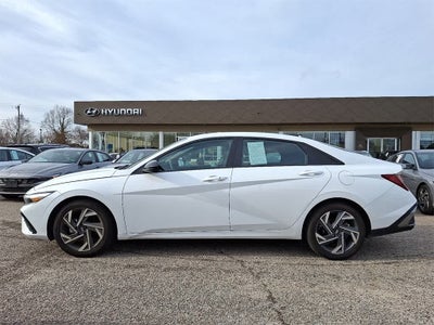 2025 Hyundai Elantra SEL Sport