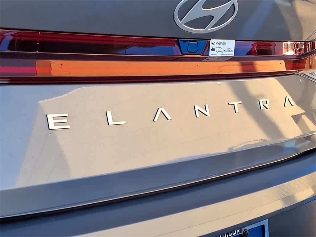 2025 Hyundai Elantra SEL Convenience