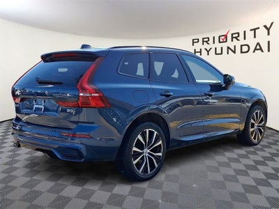 2024 Volvo XC60 Plus Dark Theme