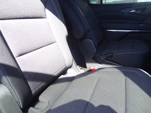 2025 Chevrolet Traverse FWD LT