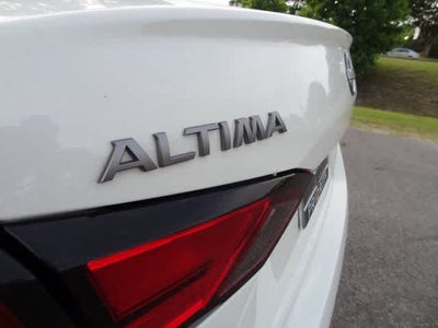 2025 Nissan Altima SV