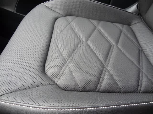 2024 Volkswagen Atlas SE w/Tech - Photo 30