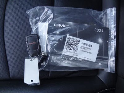 2024 GMC Terrain SLT