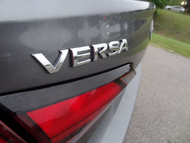 2024 Nissan Versa SV