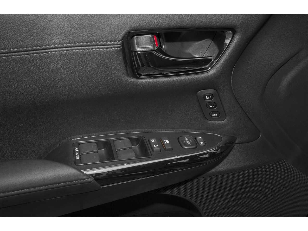2015 Toyota Avalon XLE