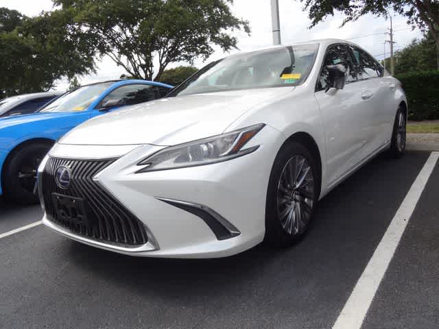 2020 Lexus ES 300h Luxury
