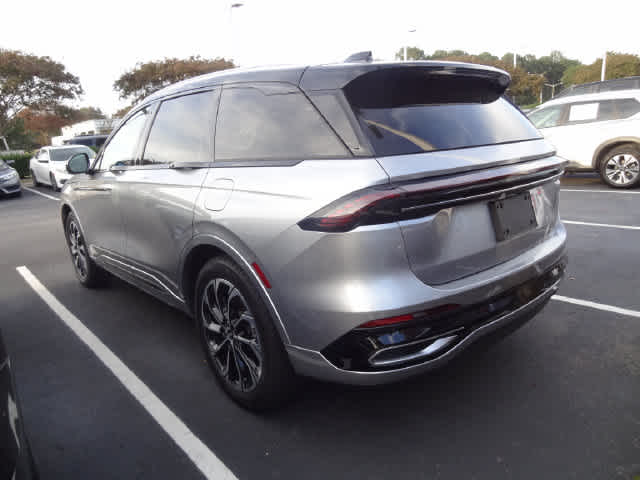2025 Lincoln Nautilus Reserve