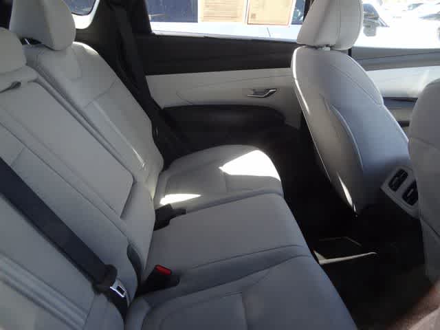2025 Hyundai Tucson SEL - Photo 12