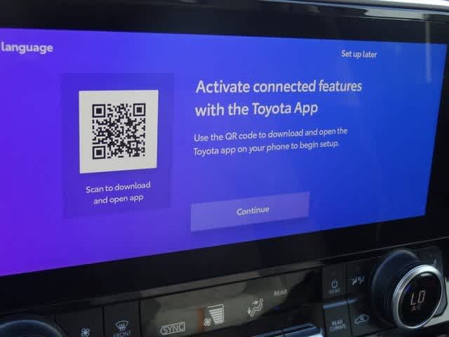 2023 Toyota Highlander Hybrid Bronze Edition