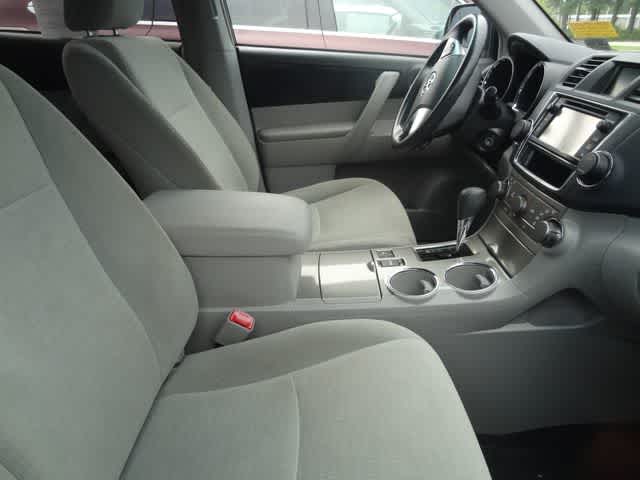 2013 Toyota Highlander Plus