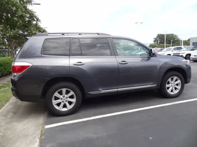 2012 Toyota Highlander 4WD 4dr V6 (Natl)