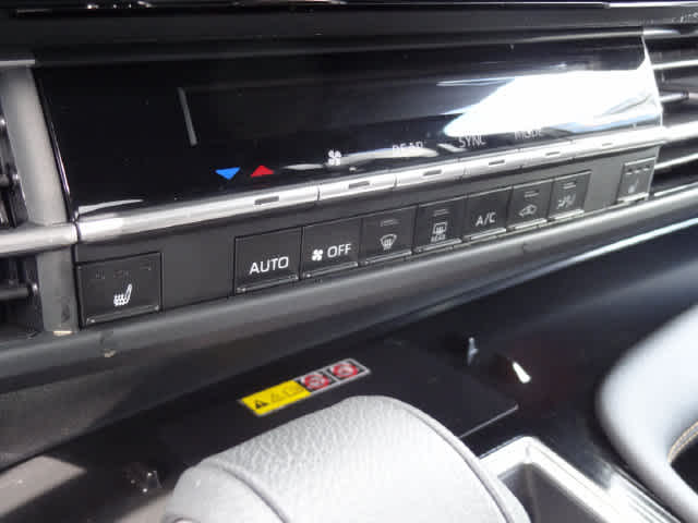 2025 Toyota Sienna Woodland Edition
