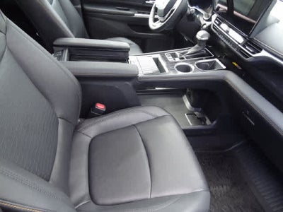 2025 Toyota Sienna Woodland Edition
