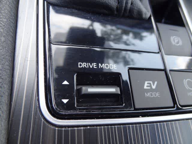 2023 Toyota Sienna Platinum