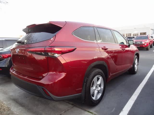 2023 Toyota Highlander LE