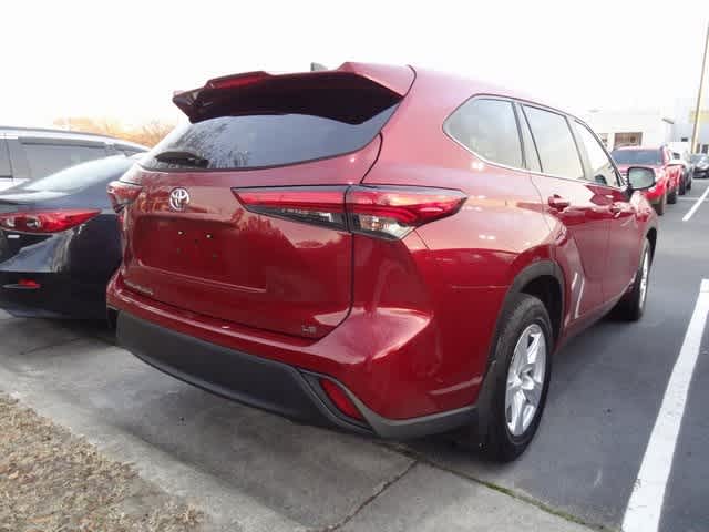 2023 Toyota Highlander LE