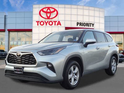 2025 Toyota Highlander LE