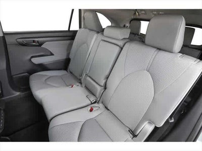 2025 Toyota Highlander LE