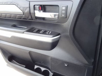 2017 Toyota Tundra Platinum