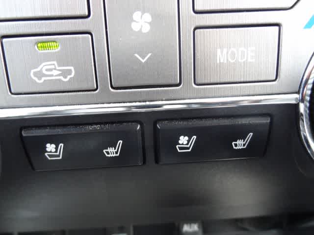 2017 Toyota Tundra Platinum