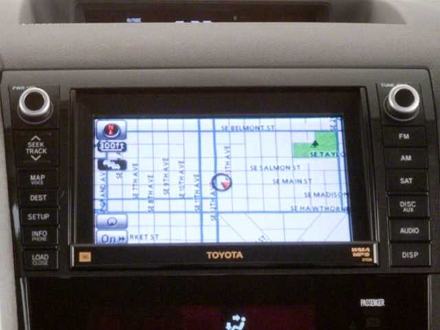 2010 Toyota Tundra Dbl 5.7L V8 6-Spd AT (Natl)
