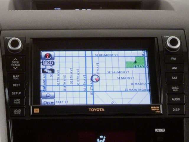 2010 Toyota Tundra Dbl 5.7L V8 6-Spd AT (Natl)