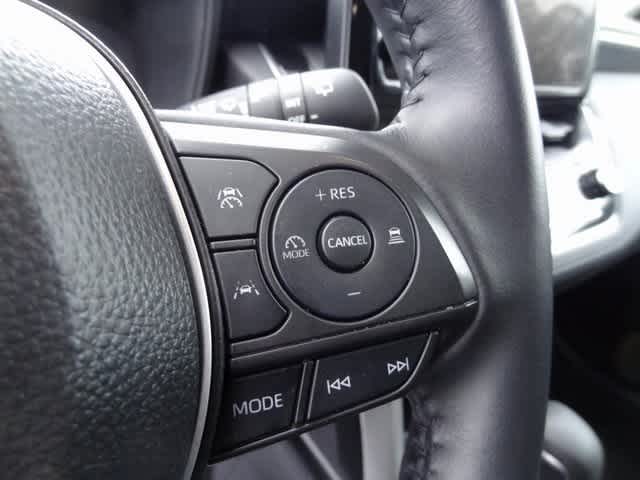 2025 Toyota Corolla Cross LE