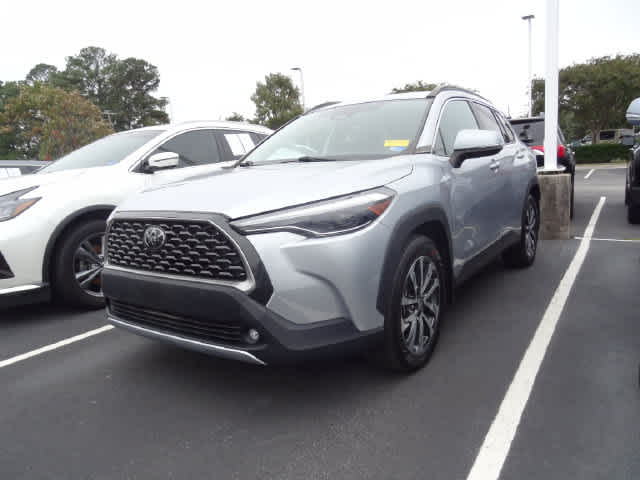 2023 Toyota Corolla Cross XLE
