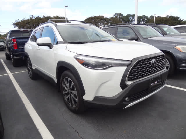 2024 Toyota Corolla Cross XLE