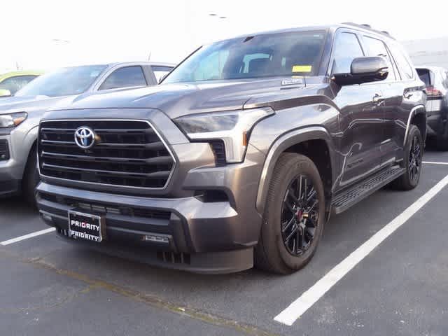 2023 Toyota Sequoia SR5