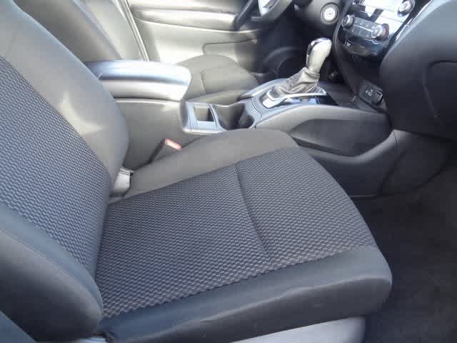 2022 Nissan Rogue Sport S