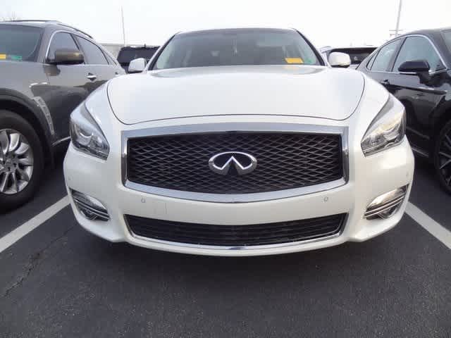 2018 INFINITI Q70L 3.7 LUXE