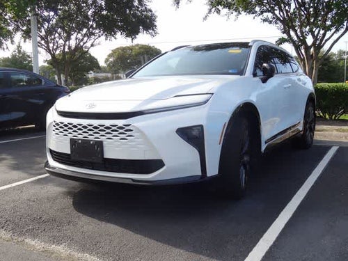 2025 Toyota Crown Signia Limited