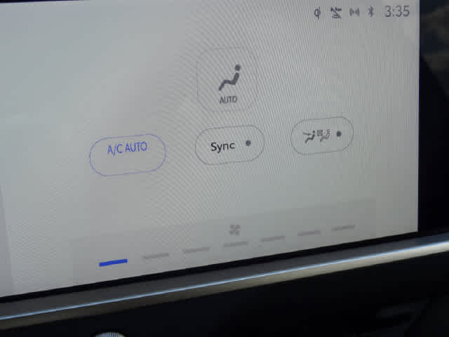 2025 Toyota Crown Signia Limited